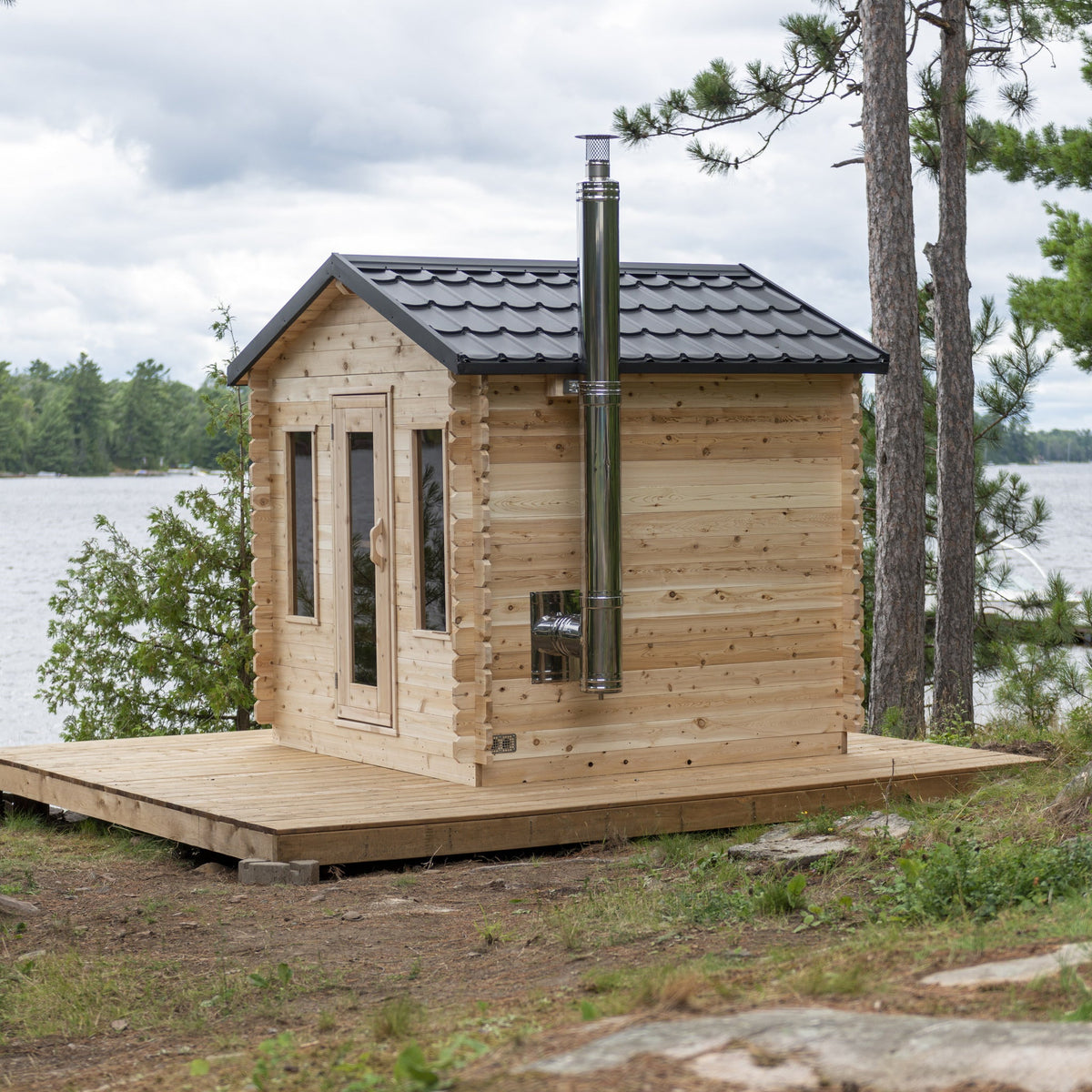Dundalk Leisurecraft CT Georgian Cabin Sauna | 6-Person Outdoor Cabin Sauna